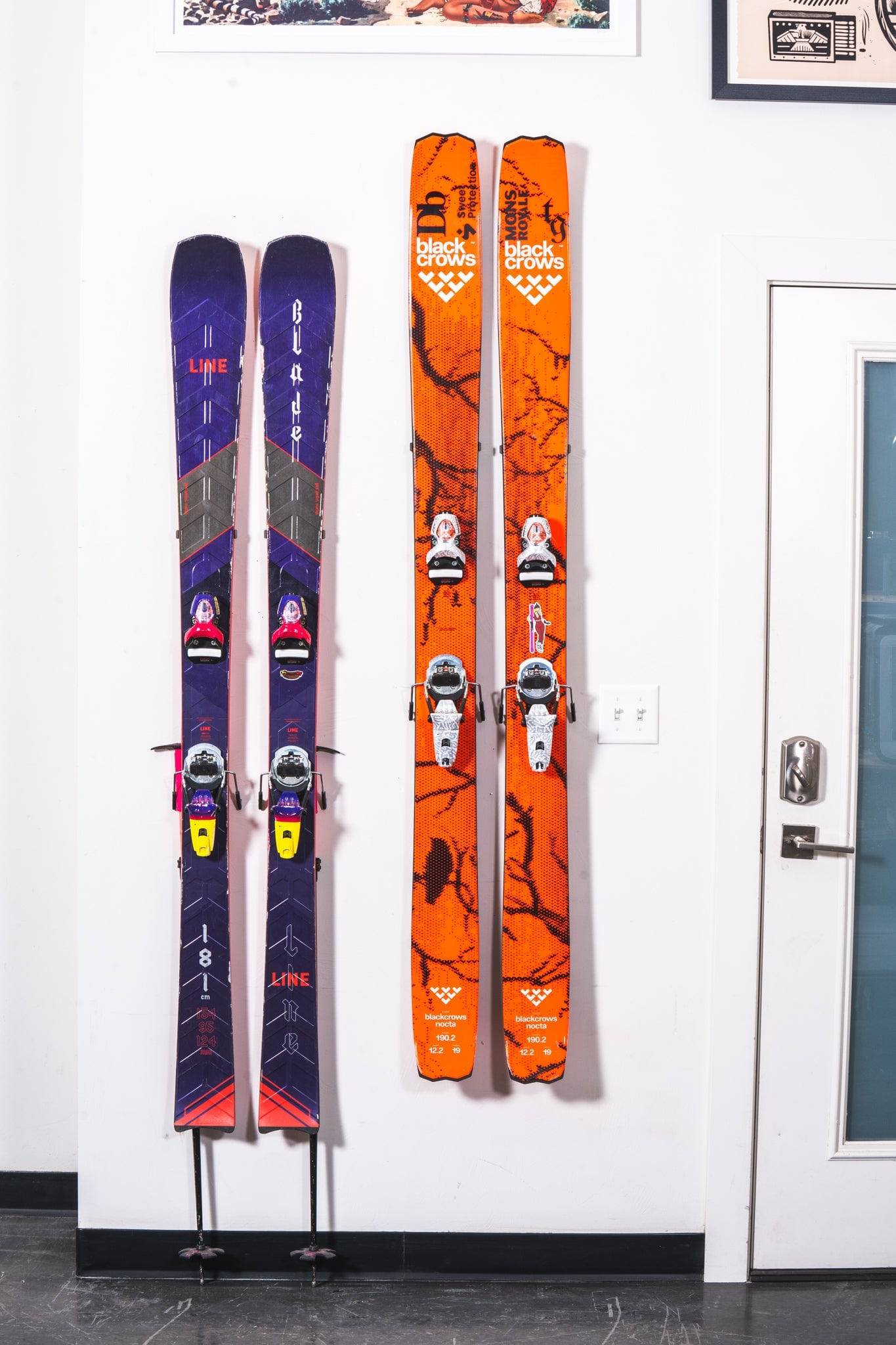 Ski Wall outlet Rack Mount